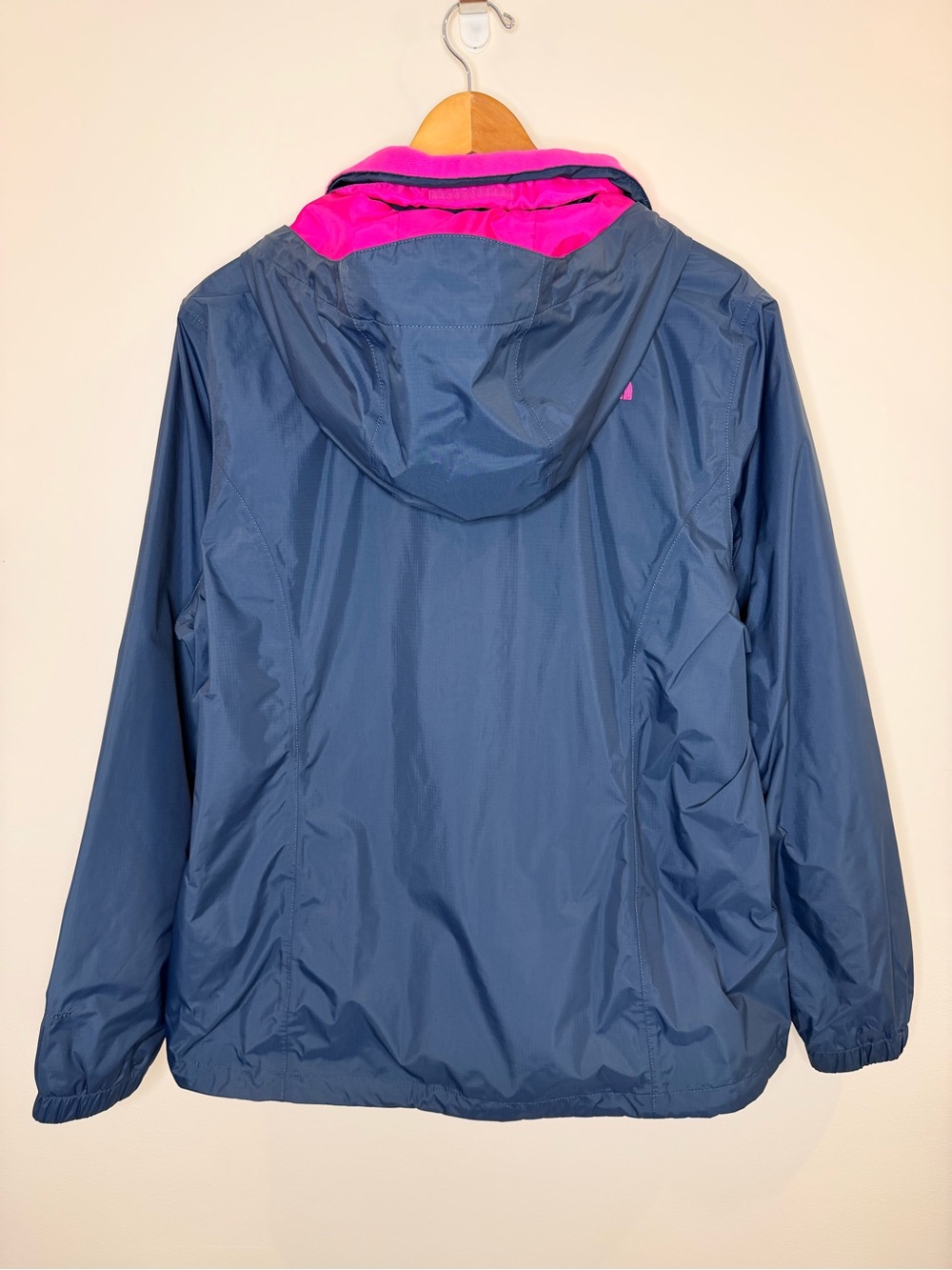 The North Face DryVent Jacket Womens XL Gray Pink Hooded Waterproof Windbreaker - Picture 5 of 7